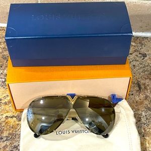 Louis Vuitton V Drive Sunglasses
